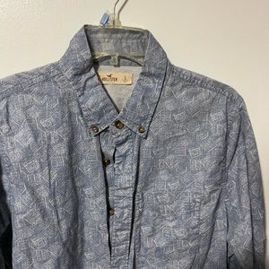 Men’s hollister patterned button up shirt size L